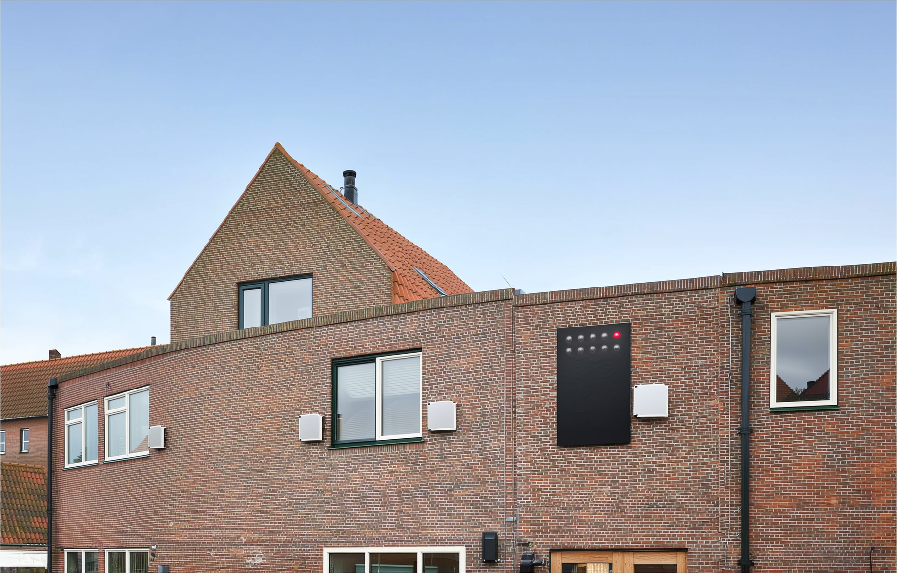 Hoe vraag ik als mkb-bedrijf slim offertes op voor alarm en camerabeveiliging?